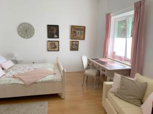 Postel nebo postele na pokoji v ubytování Ferienwohnung Seestern in zentraler Lage von Eckernförde