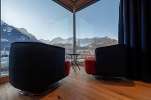Nespecifikovaný výhled na hory nebo výhled na hory při pohledu z hotelu