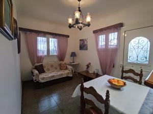 O zonă de relaxare la Corfu countryside apartment