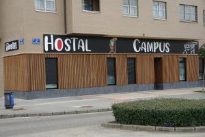 Fotografia z galérie ubytovania Hostal Campus v destinácii Burgos