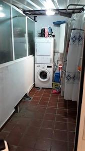 Zdjęcie z galerii obiektu Apartamento de 2 habitaciones en Fuengirola Málaga w mieście Fuengirola