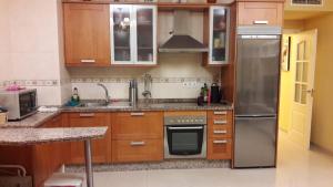 Zdjęcie z galerii obiektu Apartamento de 2 habitaciones en Fuengirola Málaga w mieście Fuengirola