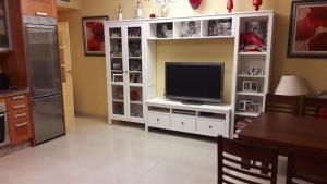 Zdjęcie z galerii obiektu Apartamento de 2 habitaciones en Fuengirola Málaga w mieście Fuengirola