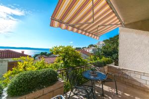 Balkón nebo terasa v ubytování Seaview Center House Brela
