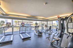 The fitness centre and/or fitness facilities at Beachfront Condo in Myrtle Beach with Pool Access