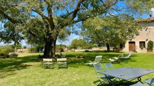 Kép Exclusive Pool-open All Year-spoleto Biofarm-slps 8-village shops, bar1 km 4 szállásáról Poretában a galériában