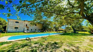 Kép Exclusive Pool-open All Year-spoleto Biofarm-slps 8-village shops, bar1 km 6 szállásáról Poretában a galériában Még 37 kép