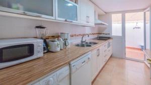 Appartement Playa Granada golf course surf, tourist routes ...