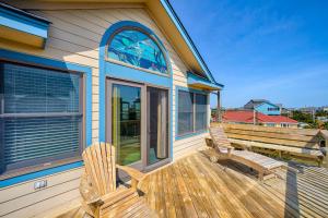 Φωτογραφία από το άλμπουμ του Divine Wind 425 σε Waves