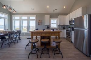 Gallery image of The Knotty Whale 120 in Rodanthe