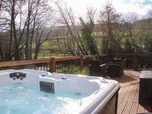 Alder River Lodge Clun Valley Luxury Hot Tub Break
