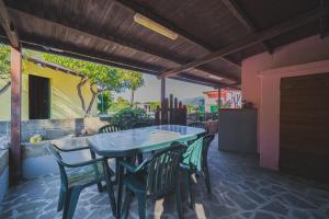Αίθριο ή υπαίθριος χώρος στο Casa Alex a Schiopparello - Goelba