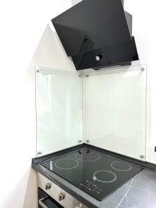 Una cocina o zona de cocina en Hot Spot - Premium Loft - Sanador Victoriei