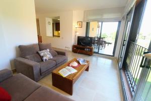 Rental Apartments At Bonmont Terres Noves, Montroig ...