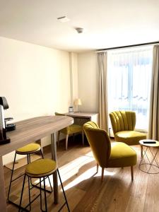 Area soggiorno di PLATZHIRSCH ZÜRICH - Downtown Boutique Hotel & Sushi Lounge
