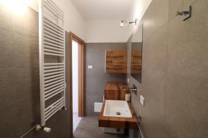 A bathroom at Casa Vacanza Benny Otranto