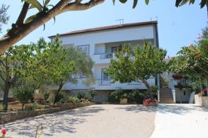 Zahrada ubytování Apartman Sailor