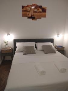Posteľ alebo postele v izbe v ubytovaní Apartman R&B Zadar