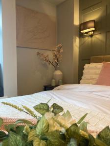 Abbey Court Guest House客房内的一张或多张床位