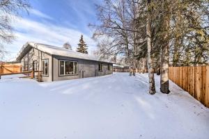 Gallery image of Kenai Home with Fireplace Less Than 10 Mi to Big Eddy! in Kenai