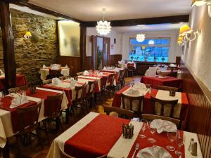 En restaurang eller annat matställe på Logis Le Franco Belge