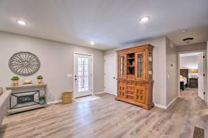 Foto sihtkohas Mount Vernon asuva majutusasutuse Hilltop Home Inside of Apple Valley! galeriist