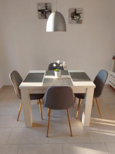 Fotografie z fotogalerie ubytování Apartments Amfora v destinaci Barbat na Rabu