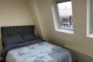 Cosy 3 Bedroom Apartment Next to the Emirates