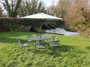 Zahrada ubytování Luxury 2 bed 5 mins from Carrick next to Waterfall