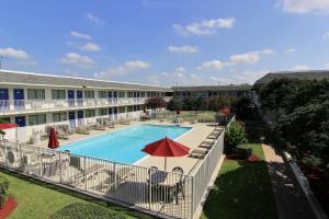 Bazén v ubytování Motel 6-Austin, TX - North nebo v jeho okolí