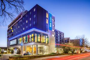 a building on a street with a street at ibis budget London Heathrow Central in Hounslow