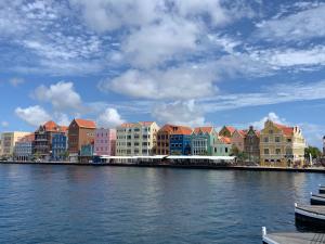 Afbeelding uit fotogalerij van Oceanfront Townhome in Marazul Dive Resort in Sabana Westpunt