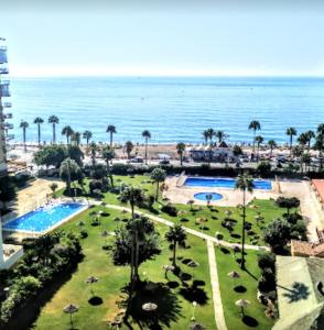 Apartamento recién reformado en primera línea de playa ...