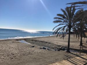 Kép Estudio recién reformado en primera línea de playa szállásáról Benalmádenában a galériában
