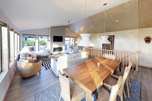 Μια τηλεόραση ή/και κέντρο ψυχαγωγίας στο Chinookery - Manzanita