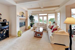 Gallery image of 84th Court Chateau in Newcastle