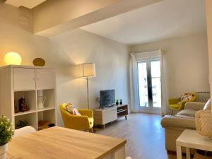 A seating area at Xuloss Apartments 2