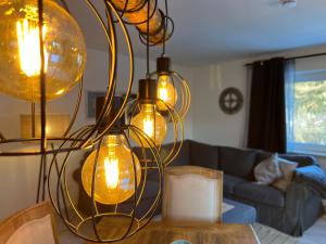 Ein Sitzbereich in der Unterkunft Ferienhaus Siesta Hahnenklee mit großem Grundstück