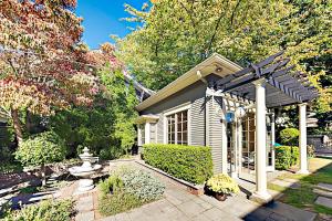 Gallery image of The Carriage House in Seattle