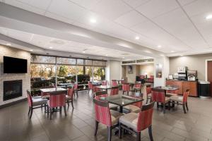 Gallery image of Comfort Suites Forsyth near I-75 in Forsyth