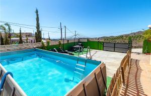 Fotografia z galérie ubytovania Pet Friendly Apartment In Benajarafe v destinácii Benajarafe + 12 fotografií