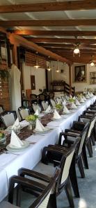 Restaurace v ubytování Gyarmati Panzió & Étterem