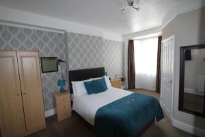 Gallery image of Cranmore Guest House in Torquay +21 photos