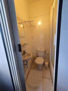 Koupelna v ubytování Chambre privée du Majestic