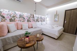 Postel nebo postele na pokoji v ubytování Loutraki Pinky Pearl