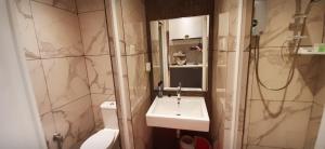 Koupelna v ubytování Sunway Paradise Home Staycation PH2100 SELF CHECK IN OUT