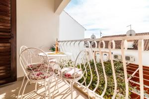 Balkón alebo terasa v ubytovaní Sunny beach apartment Lavica