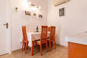 Fotografia z galérie ubytovania Sunny beach apartment Lavica v destinácii Podstrana
