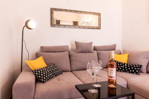 Posedenie v ubytovaní Sunny beach apartment Lavica