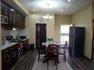 Royal View Apartment Plus tesisinde mutfak veya mini mutfak